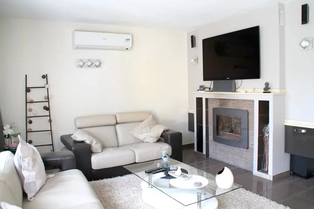 Villa With 4 Bedrooms in Nice, With Wonderful Mountain View, Private P - photo 13