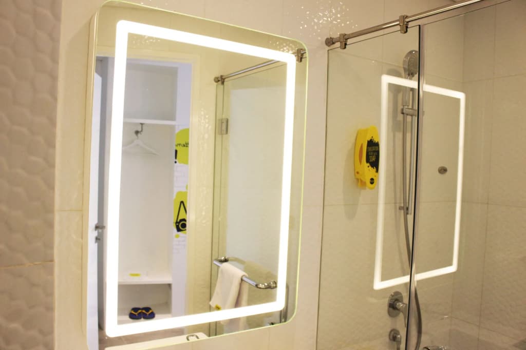 YELLO Hotel Harmoni Jakarta - photo 9