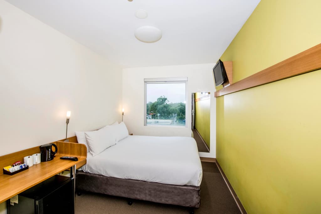 ibis budget Sydney Airport - photo 4