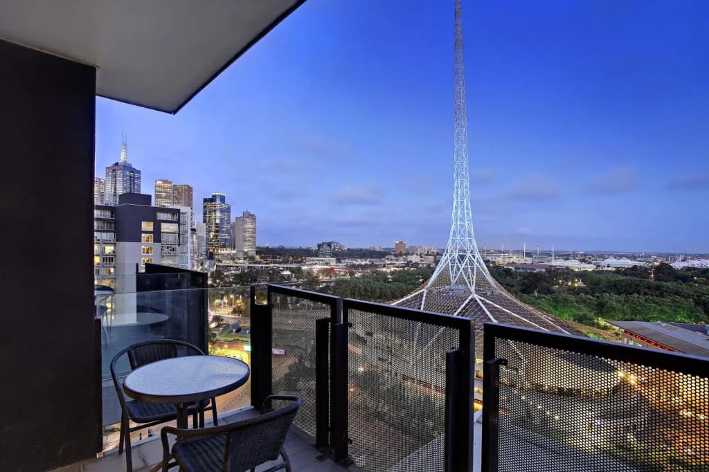 Corporate Keys - Gallery Towers - photo 6