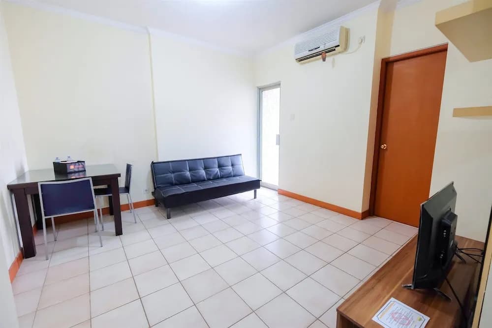 2Br Apartment Gading Mediterania Residence with Android TV - photo 10