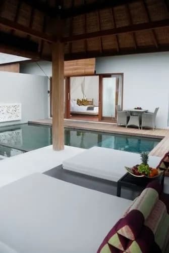 Water Edge Villa by Soscomma - photo 5