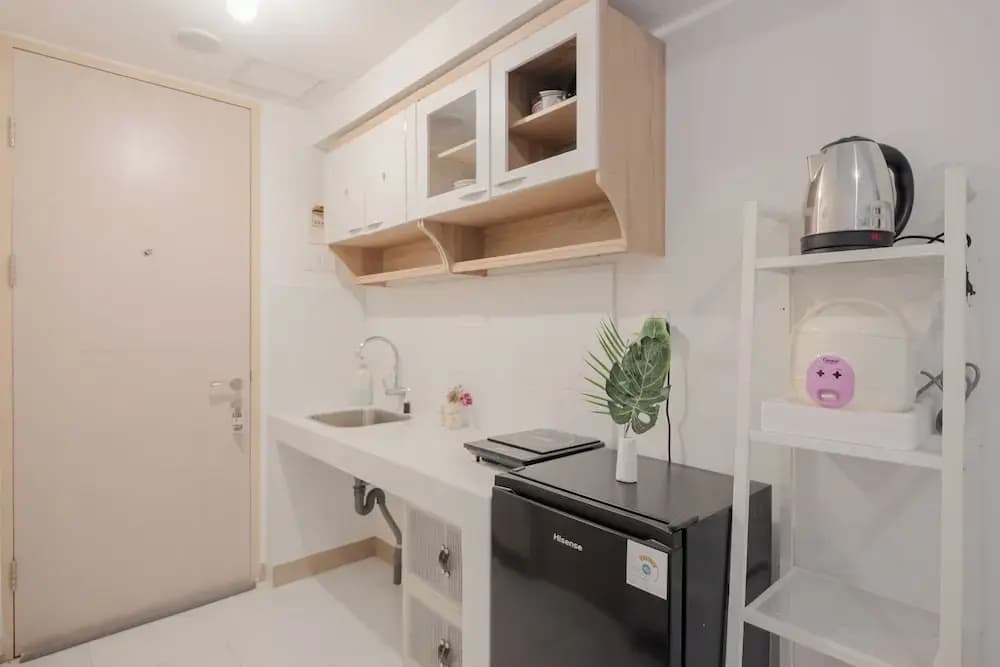 Cozy And Simply Look Studio Apartment Tokyo Riverside Pik 2 - photo 11