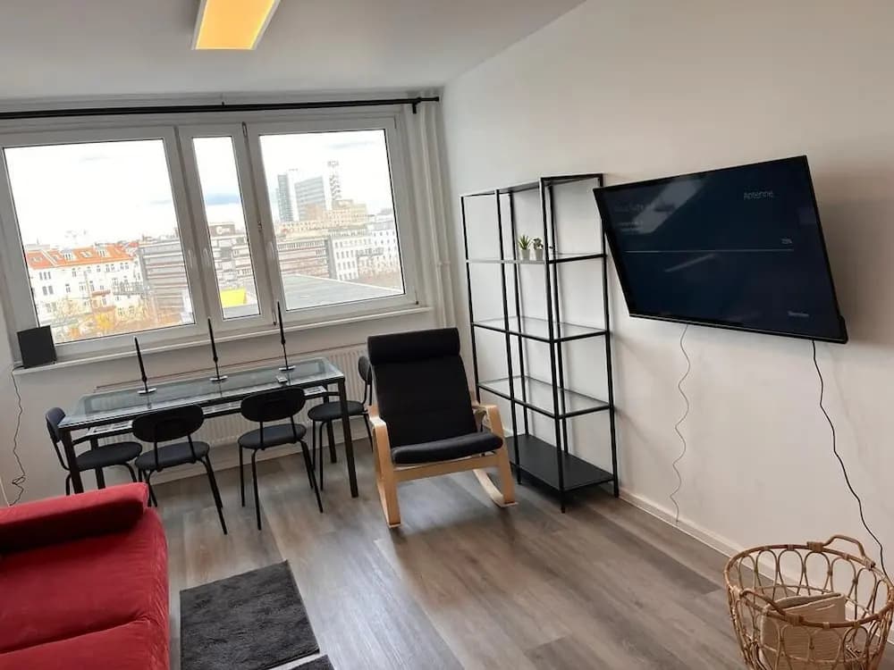 Alexanderplatz Fresh Adorable Studio - photo 11