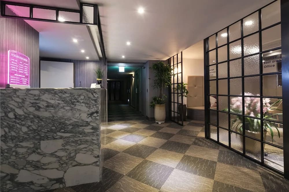 Hub Hotel - photo 7