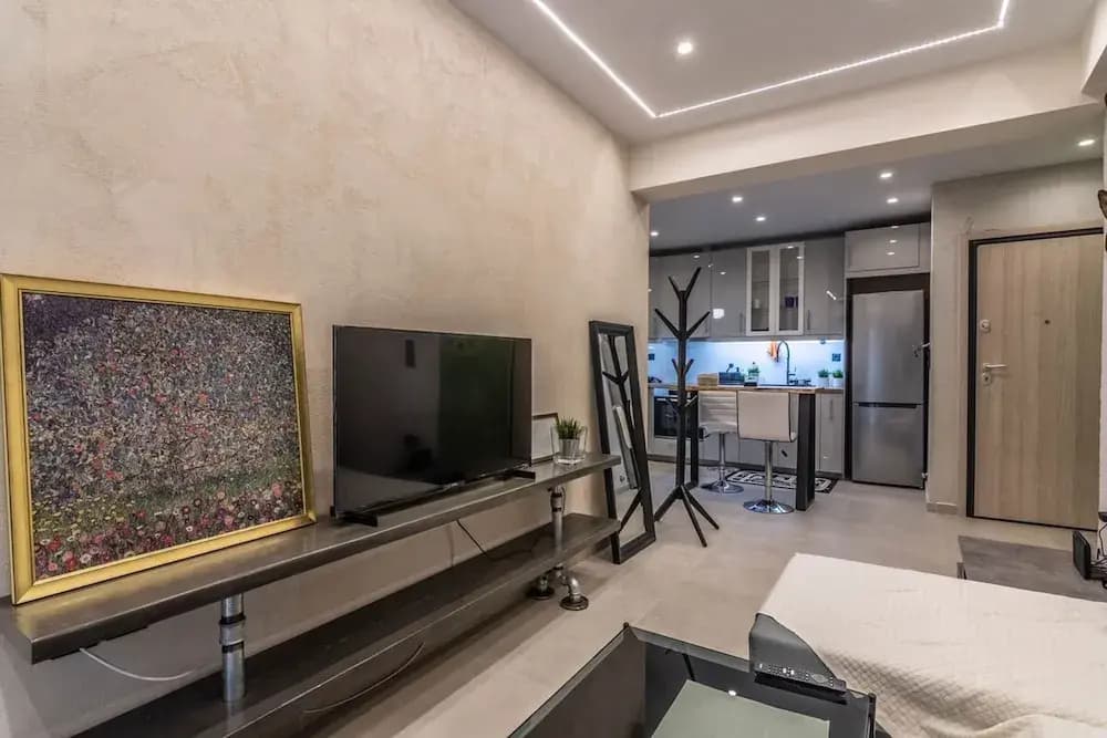 Downtown Cozy Studio in Exarchia - photo 3