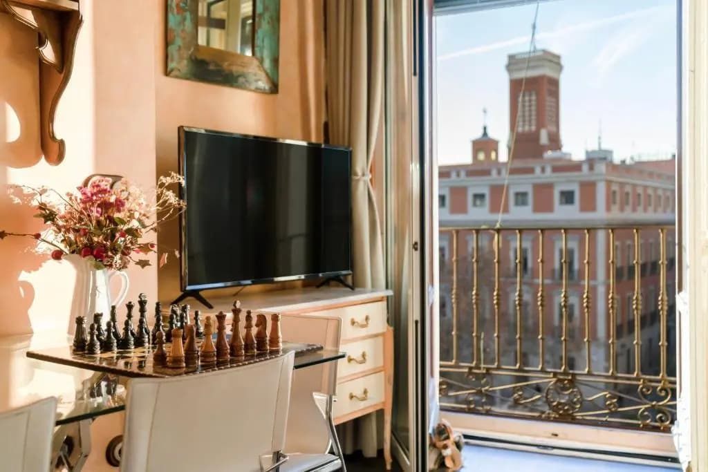1851: Exceptional 19th century studio in Madrid - photo 6