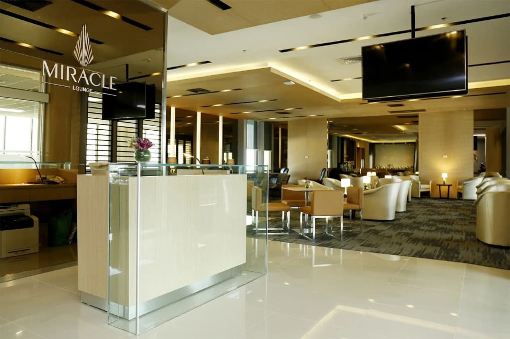 Louis' Tavern Hotel Don Muang - photo 2
