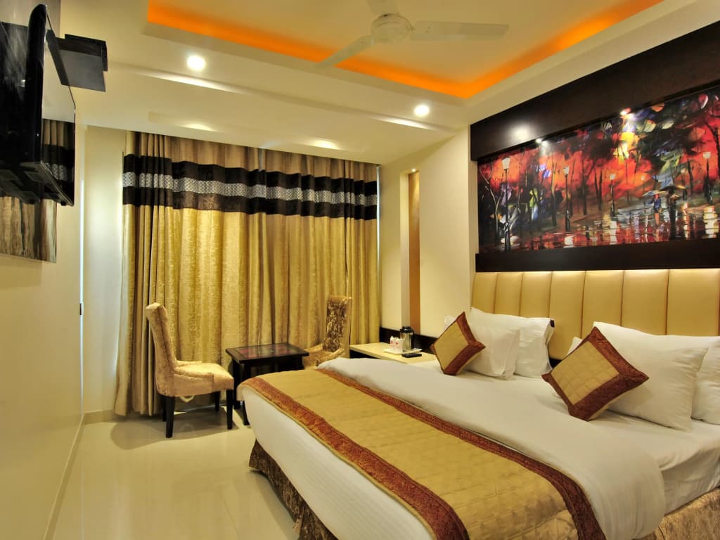 Hotel Sai Miracle - photo 3
