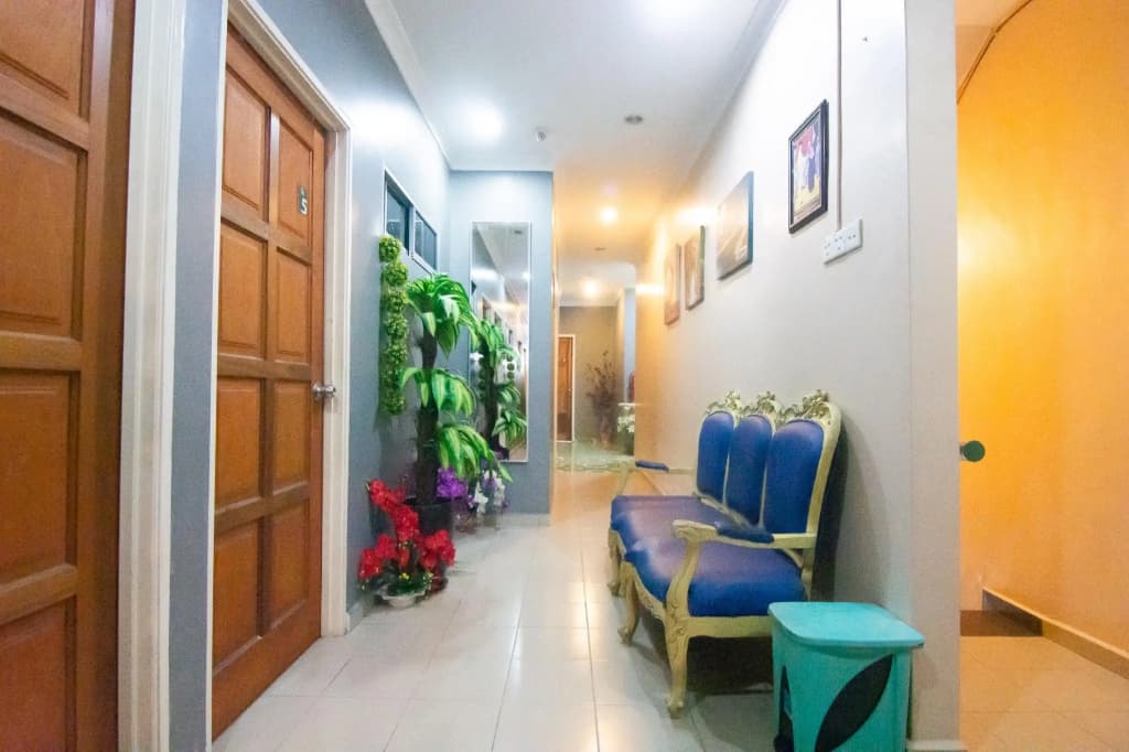 Hotel O Hajah Rohayah - photo 9