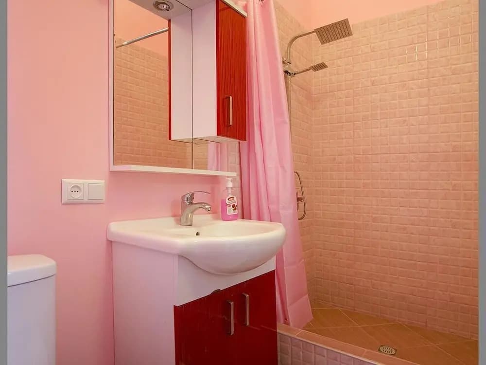 TiflisLux Boutique Guest House - photo 11