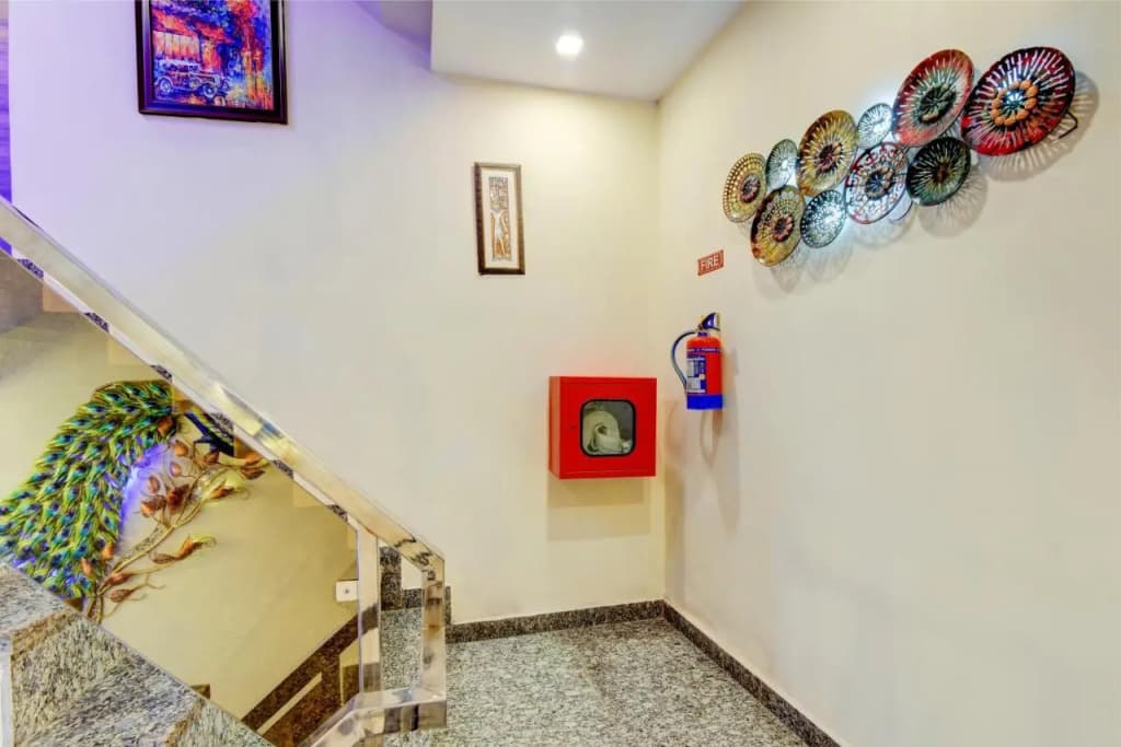 Hotel Delhi Guest House - photo 14