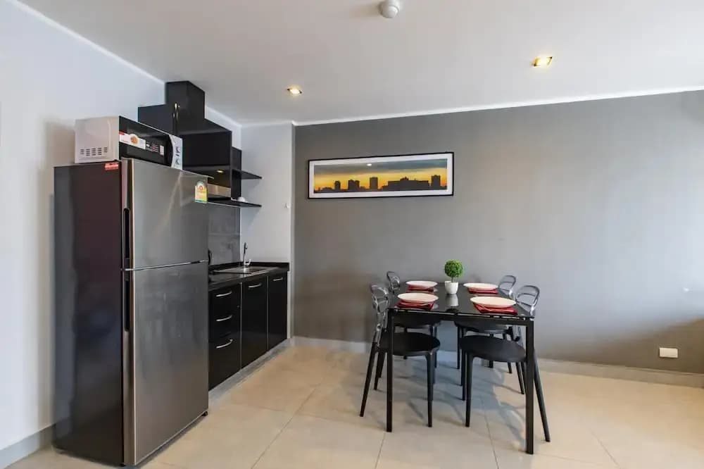 Modern Condo - 1BR T1 -501 - photo 4