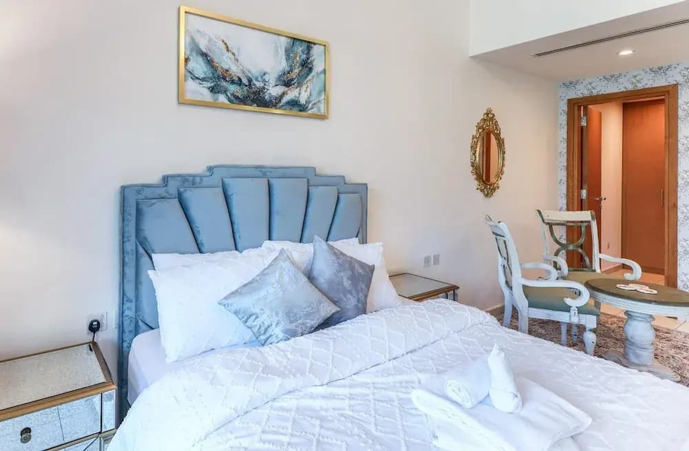 Elite LUX Holiday Homes - Bay Square Luxury Studio in Business Bay Dubai - photo 4