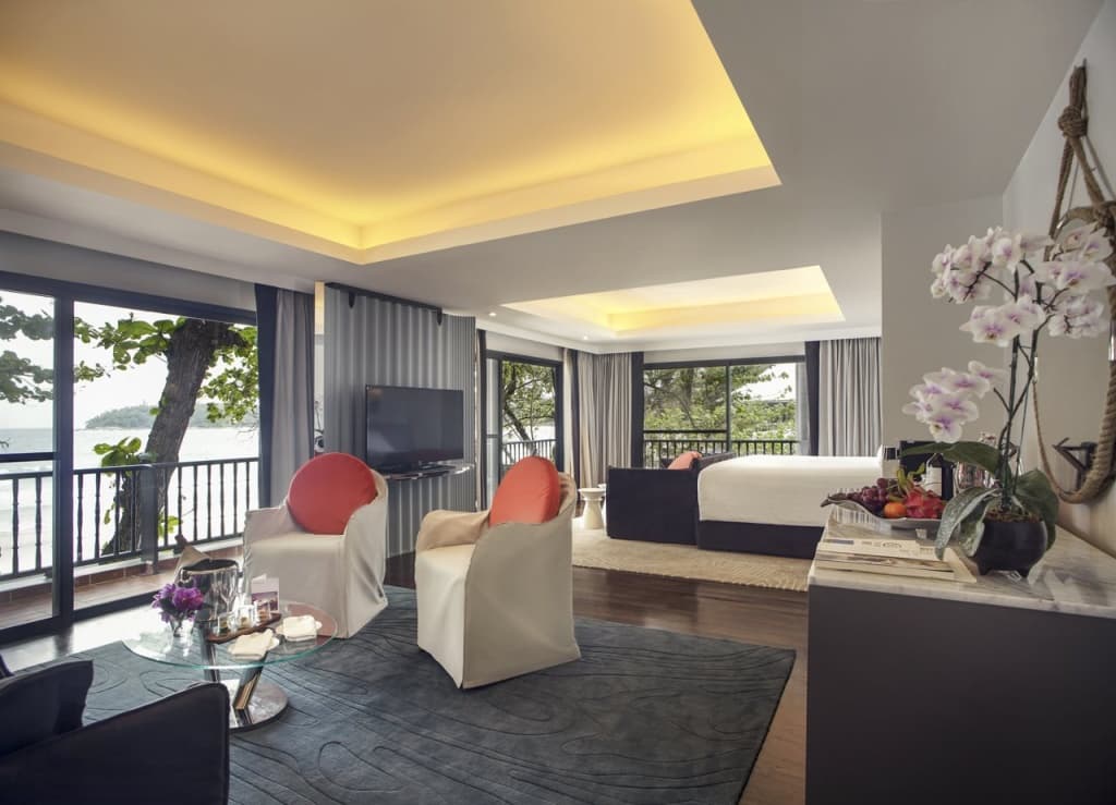 The Boathouse Phuket Hotel - photo 8