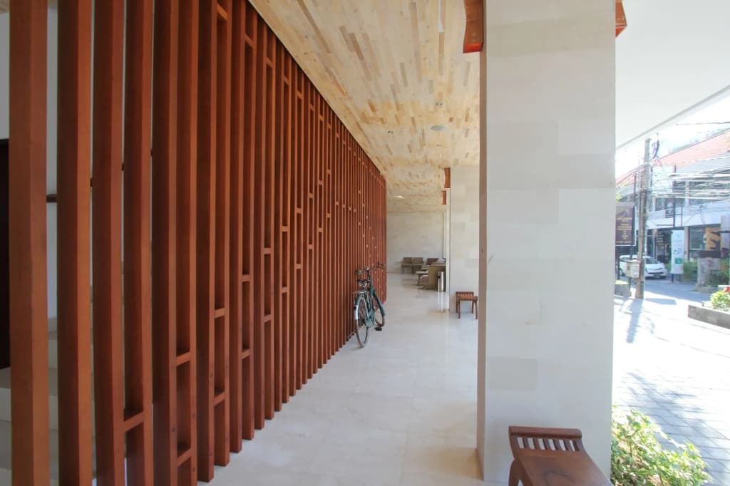 Grand La Walon Hotel - photo 19