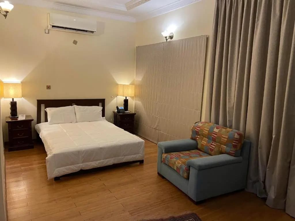 Al Khariss Hotel - photo 4
