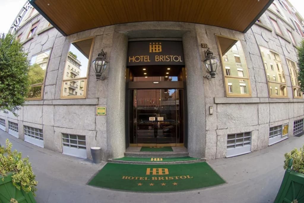 Hotel Bristol - main photo