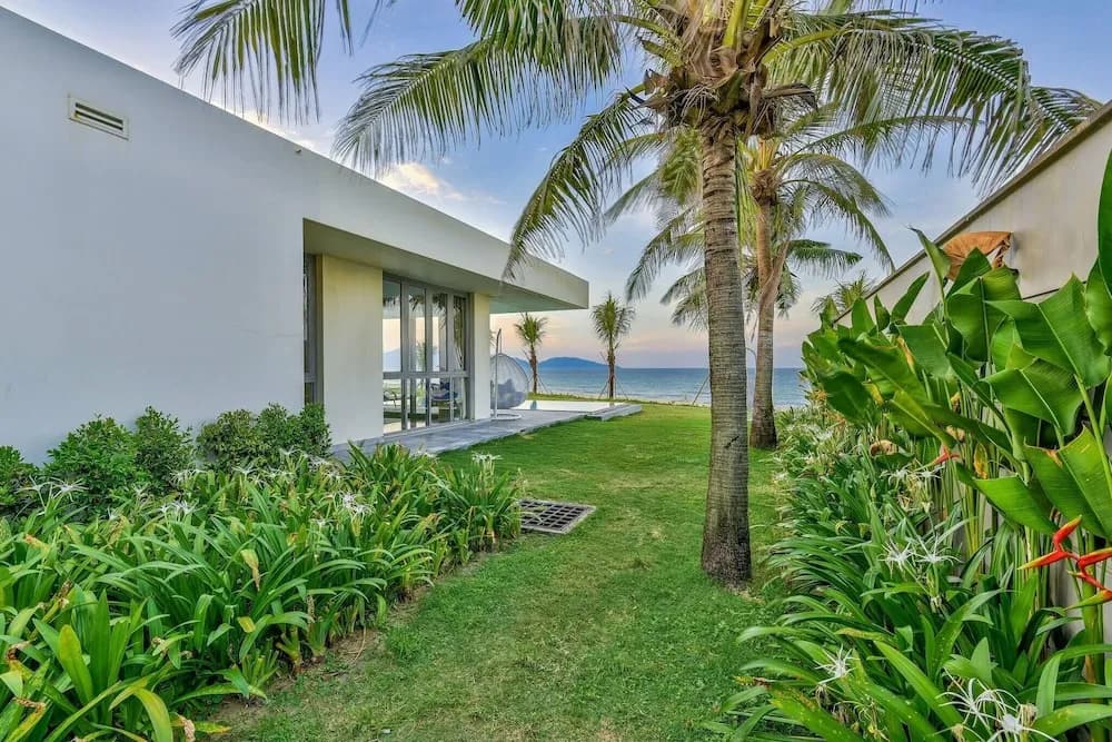 Stunning Beachfront 6br Villa W Largest Pool - photo 16