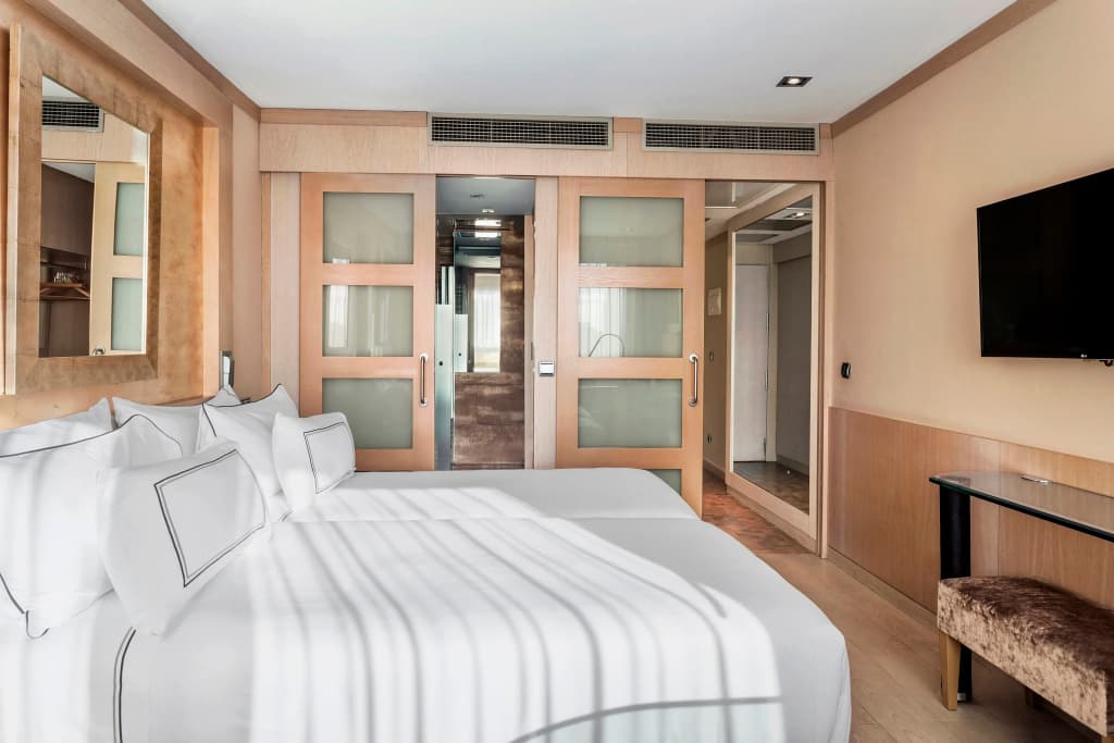 Melia Madrid Princesa - photo 4