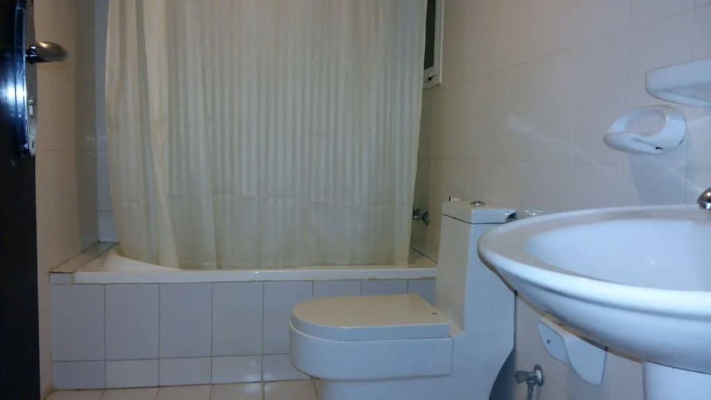 OYO 117 Majestic Hotel - photo 9