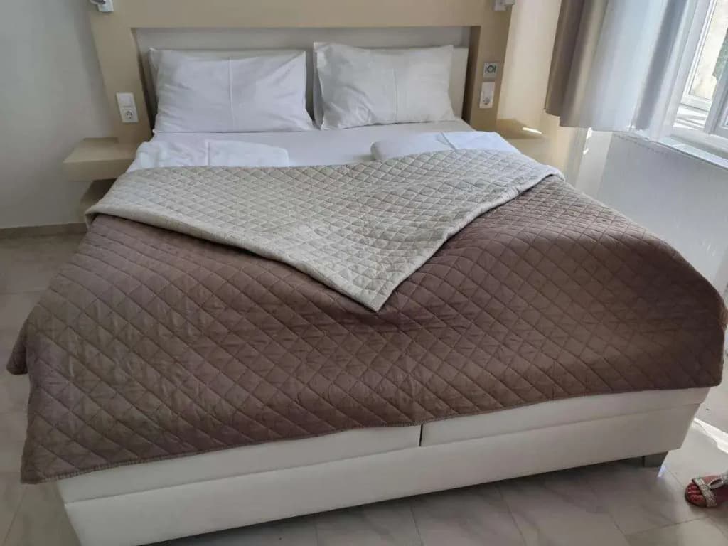 Ch-Hotel Luka - photo 5