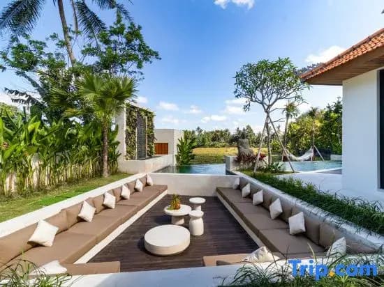 Villa Kemboja by BaliSuperHost - photo 1