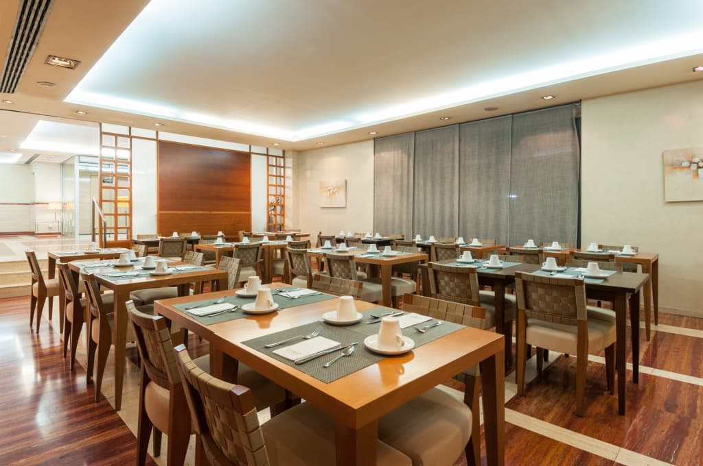 Hotel Exe Mitre - photo 22