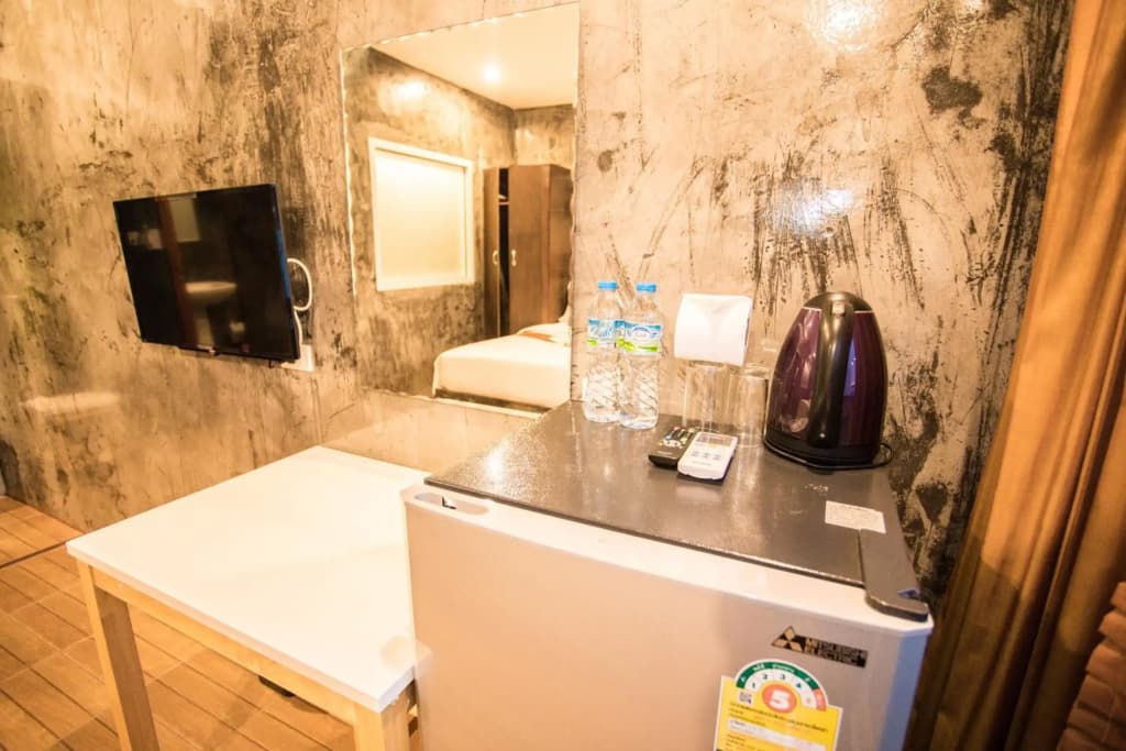 Bad Boys Guesthouse Patong - photo 5