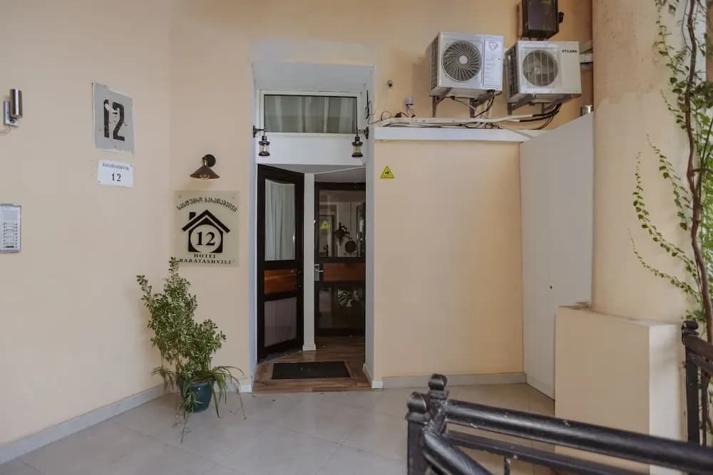 Hotel Baratashvili 12 - photo 13