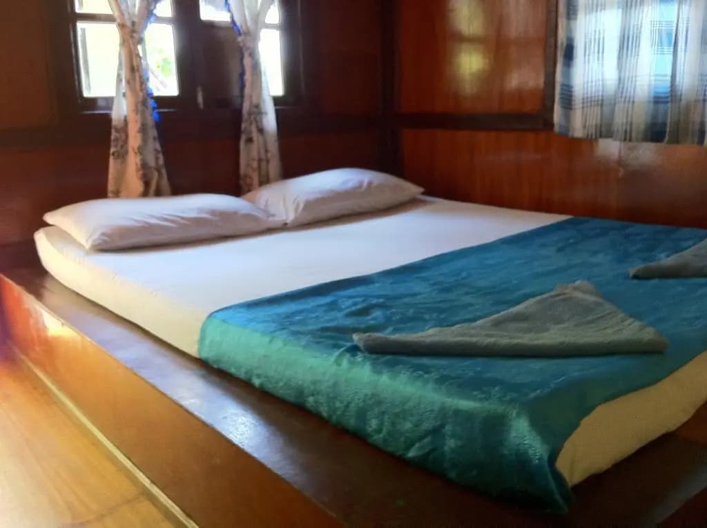 Lighthouse Bungalows - photo 2