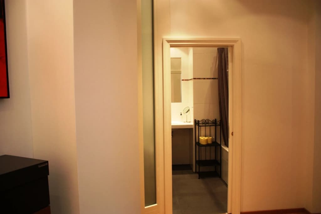 GoVienna Opera Apartment - photo 12