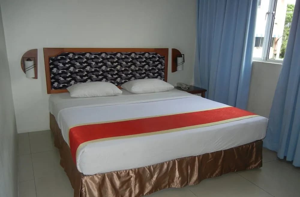Borneo Hotel - photo 4