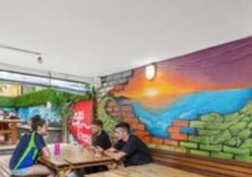 Summer House Backpackers - photo 9