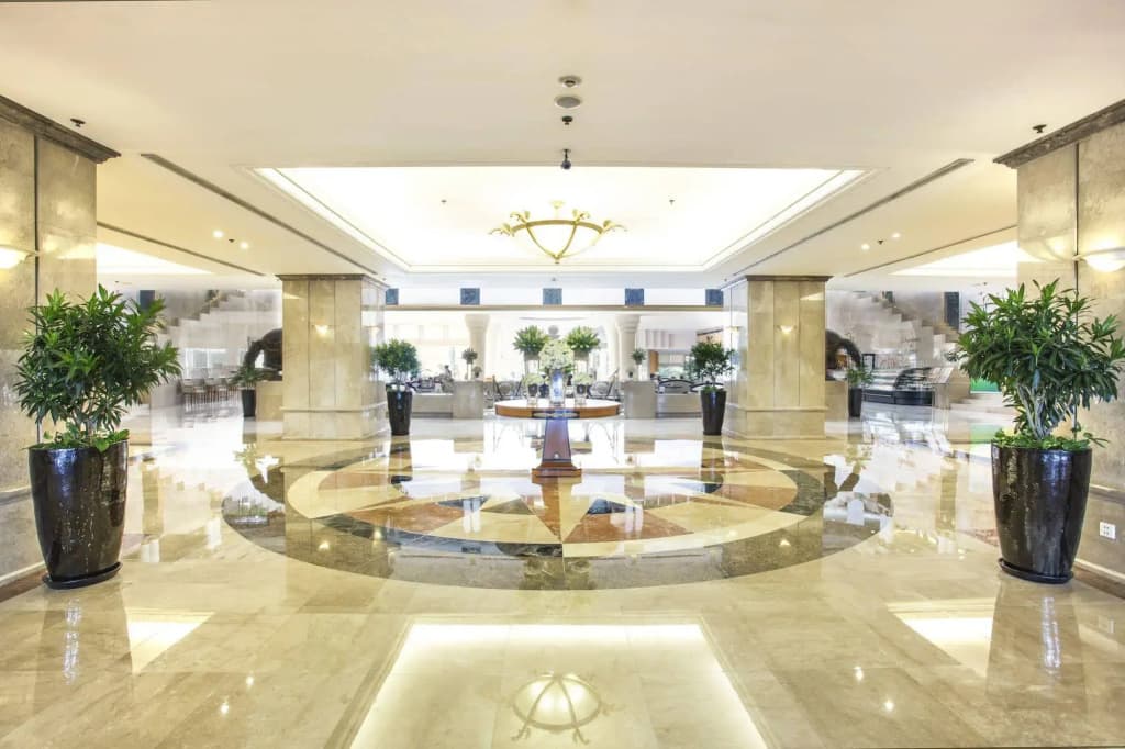 Lotte Hotel Saigon - photo 2