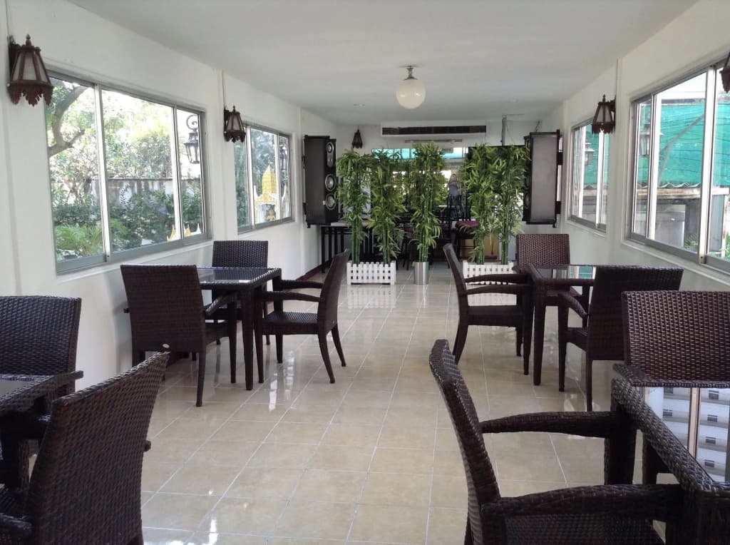 Jomtien Cozy Inn - photo 15
