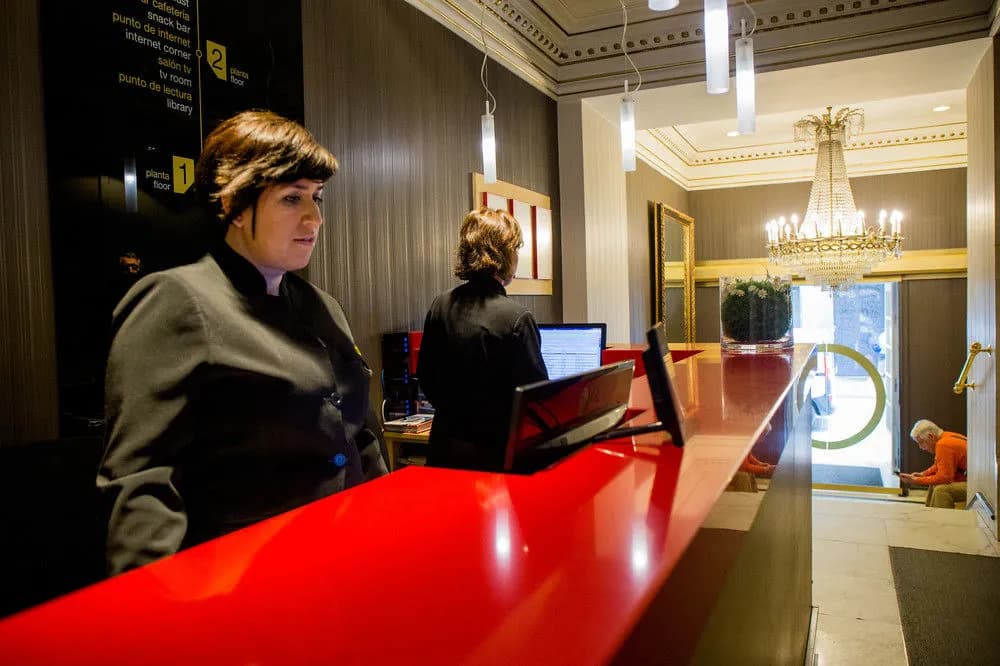 Hotel Arosa - photo 25