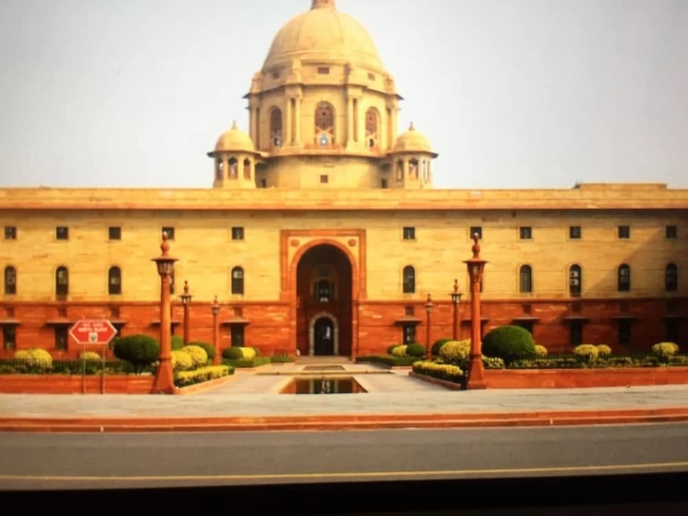 Super 51 Hotel - photo 1