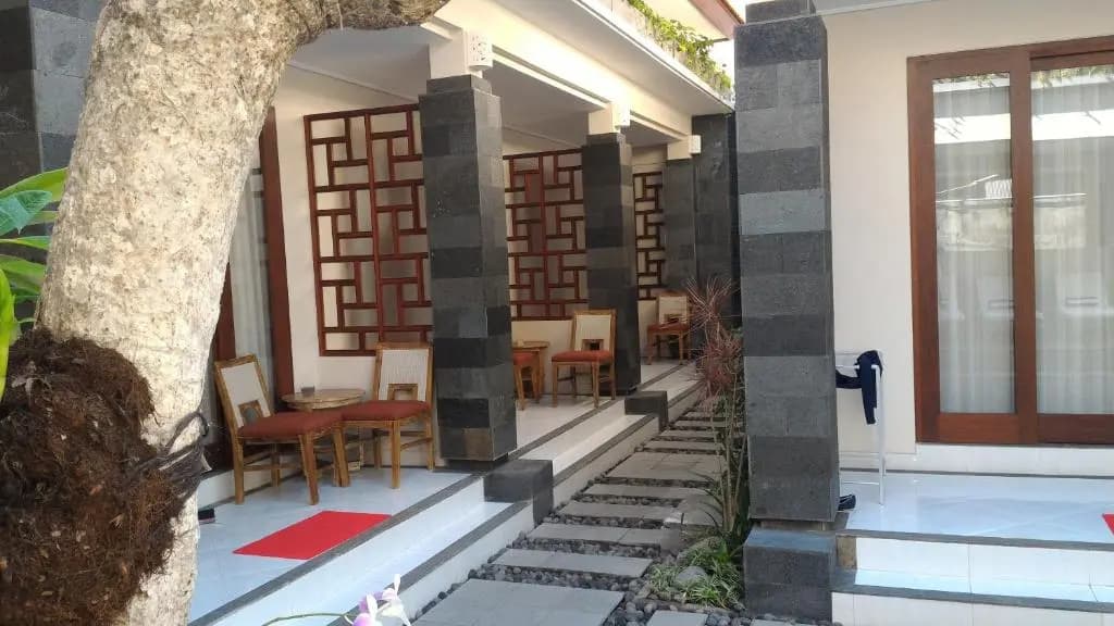 Nyaman Guest House - photo 5