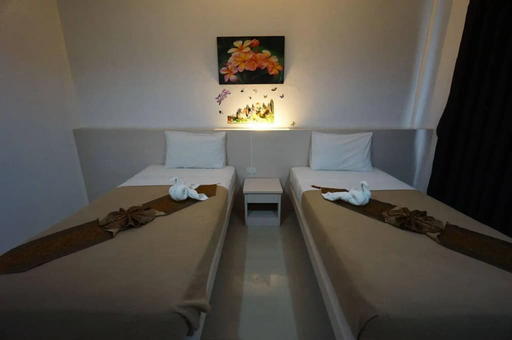 Phuthara Hostel - photo 16