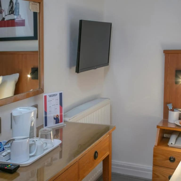 Queensway Hotel Sure Hotel Collection By Best Western - photo 50