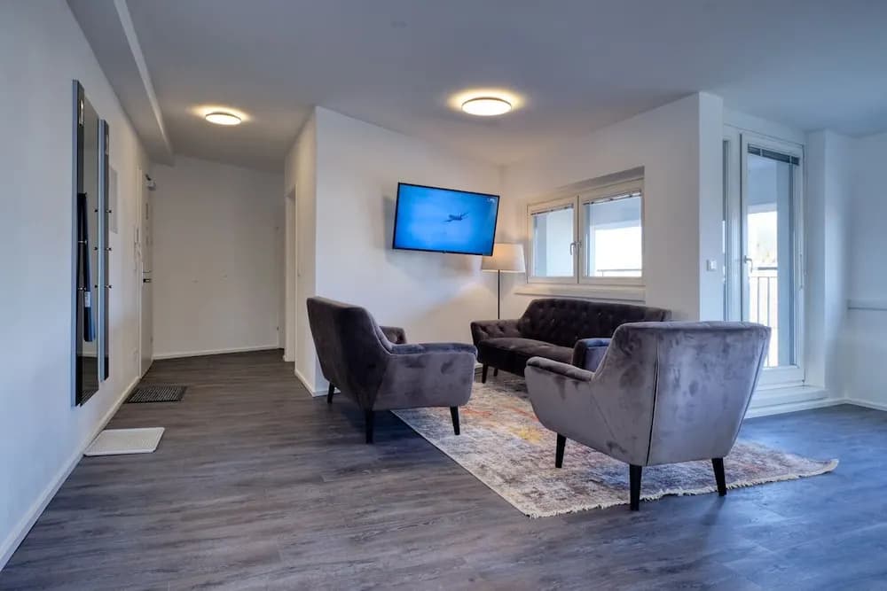 URBAN ISLAND - Riverside Apartments - photo 6
