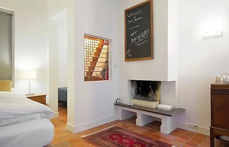 Ground floor Jordaan Apartment - main photo