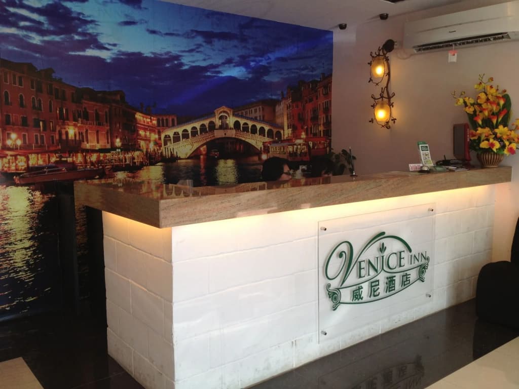 Venice Inn - photo 2