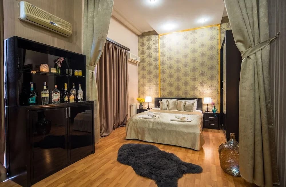 Hotel At Metro - photo 5