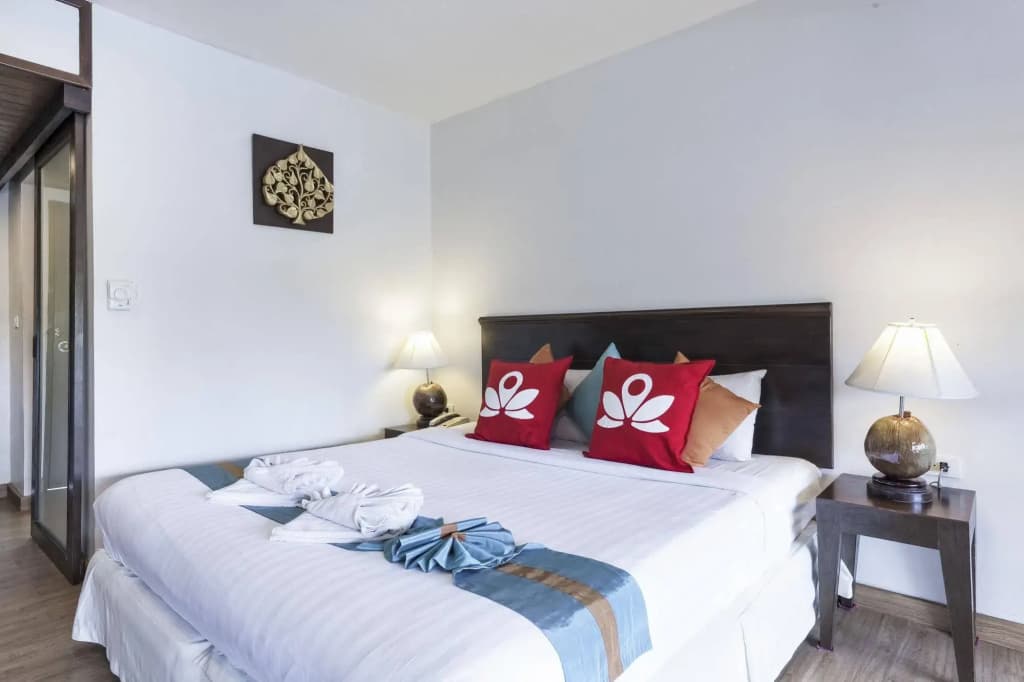 ZEN Premium Prachanukroh Patong Beach - photo 5