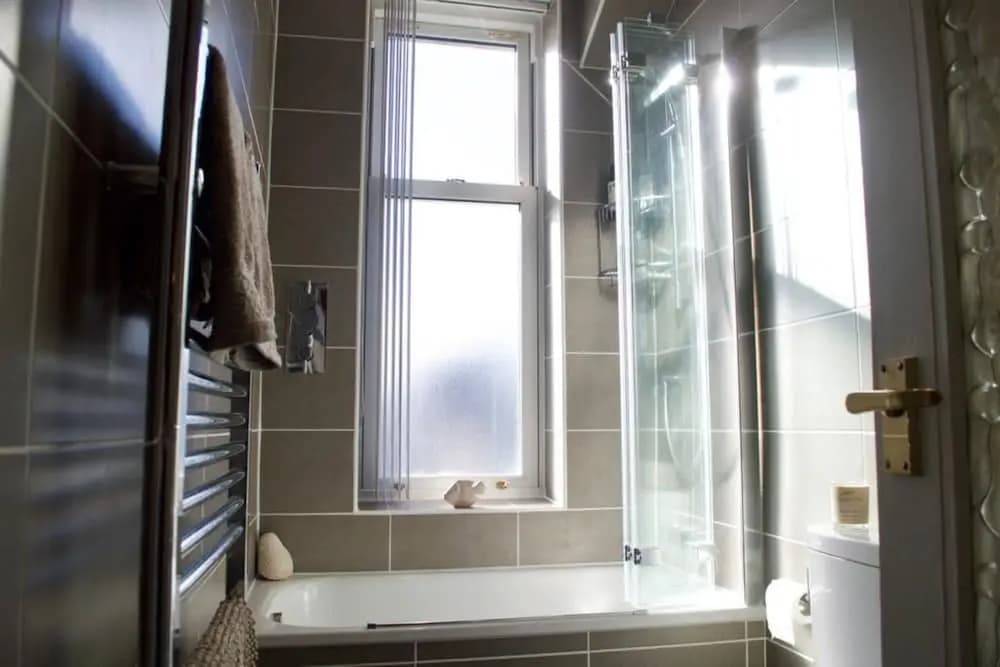 2 Bedroom Flat With Great Views - photo 6