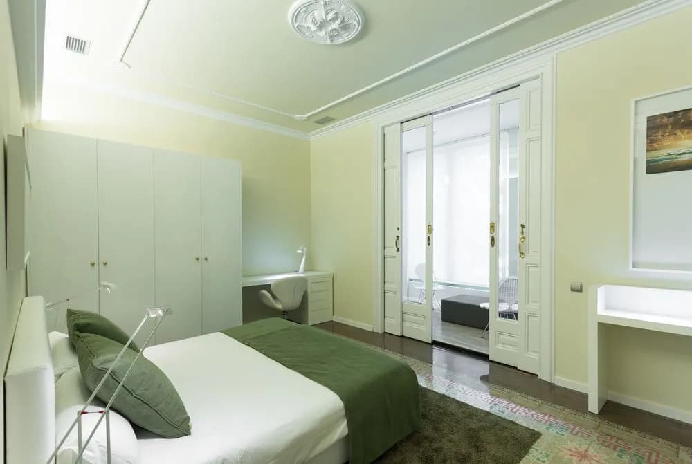 BCN Luxury Apartments - photo 2
