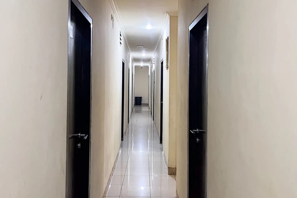 Arcadia Rooms Mangga Besar RedPartner - photo 13