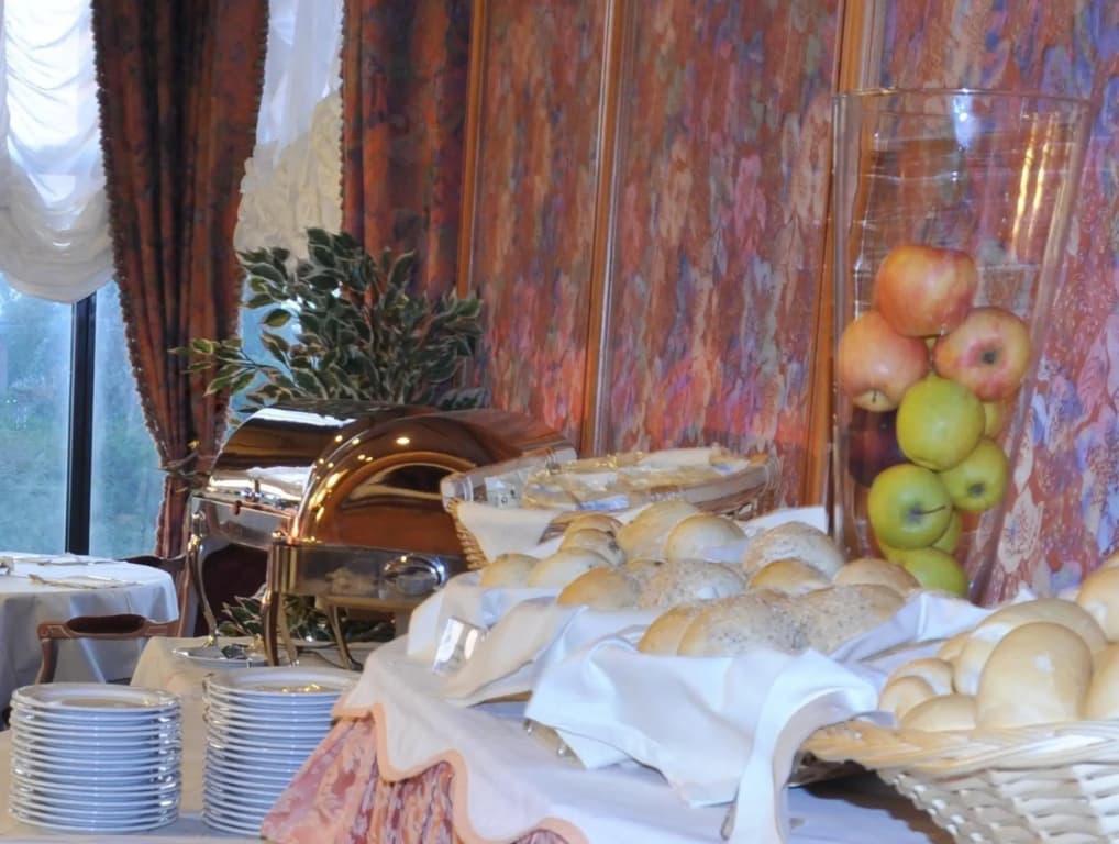 Russott Hotel - photo 8